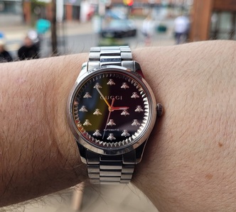 Gucci 126.4 G-Timeless Watch - Classic Elegance
