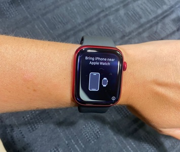 Apple watch series 7 Product Red
