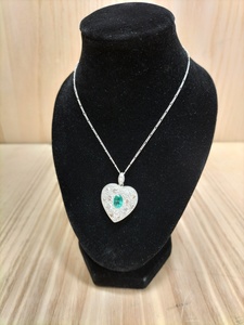 Ladies Platinum Emerald and Diamond Pendant Necklace