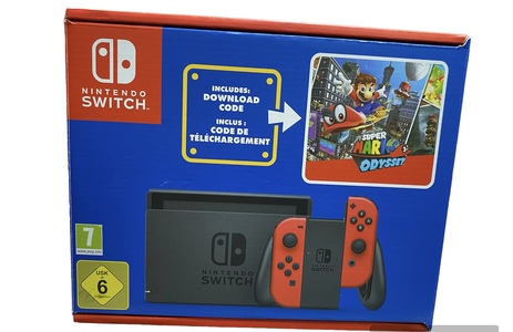 Nintendo Switch (Super Mario odyssey)