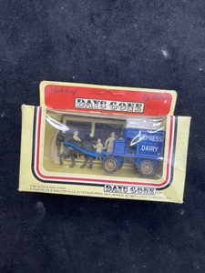 Days Gone Express Diary Horse & Carriage Model
